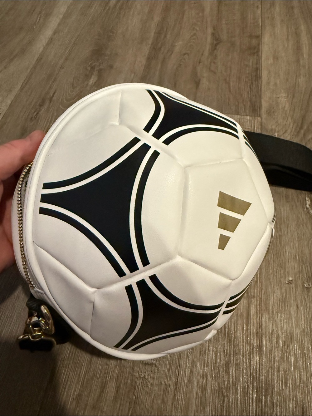 Adidas White & Black Soccer Ball Crossbody Bag World Cup - Picture 6 of 7